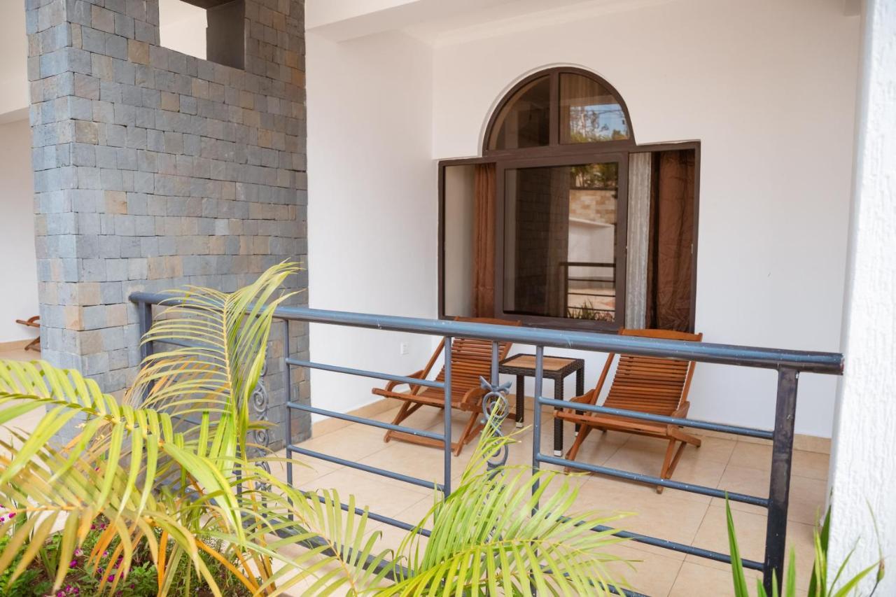 Ndaru Luxury Suites Кігалі Екстер'єр фото
